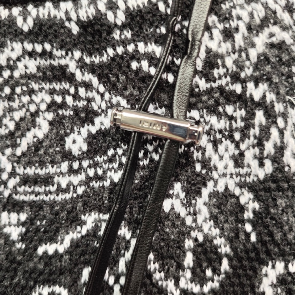 AMIRI Black & White Paisley Knit Athletic Shorts - Picture 3 of 6